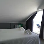 4 Surf Ii Nocleg ze śniadaniem 4*